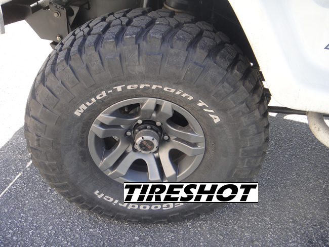 Tire BFGoodrich Mud Terrain T/A KM2